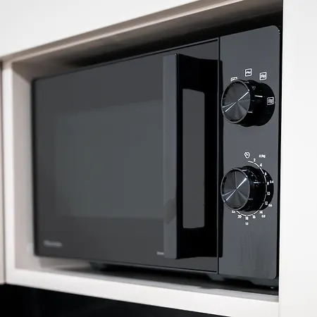 Airport-bus - 13 North - Comfort 4 Tallin