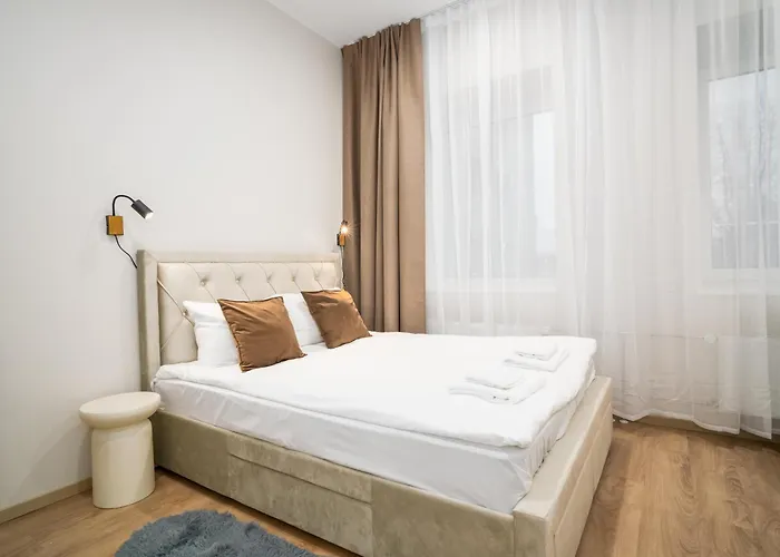 Airport-bus - 13 North - Comfort 4 Tallin